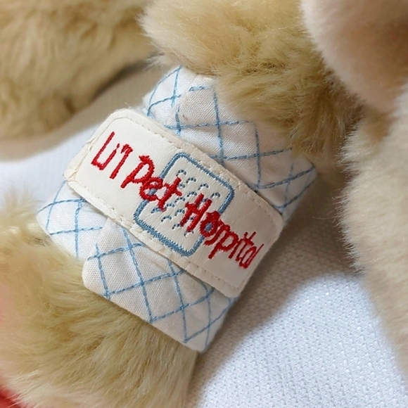 Lil' Pet Hospital Plush☆Dropsie the Bear Cub - Picture 3 of 11